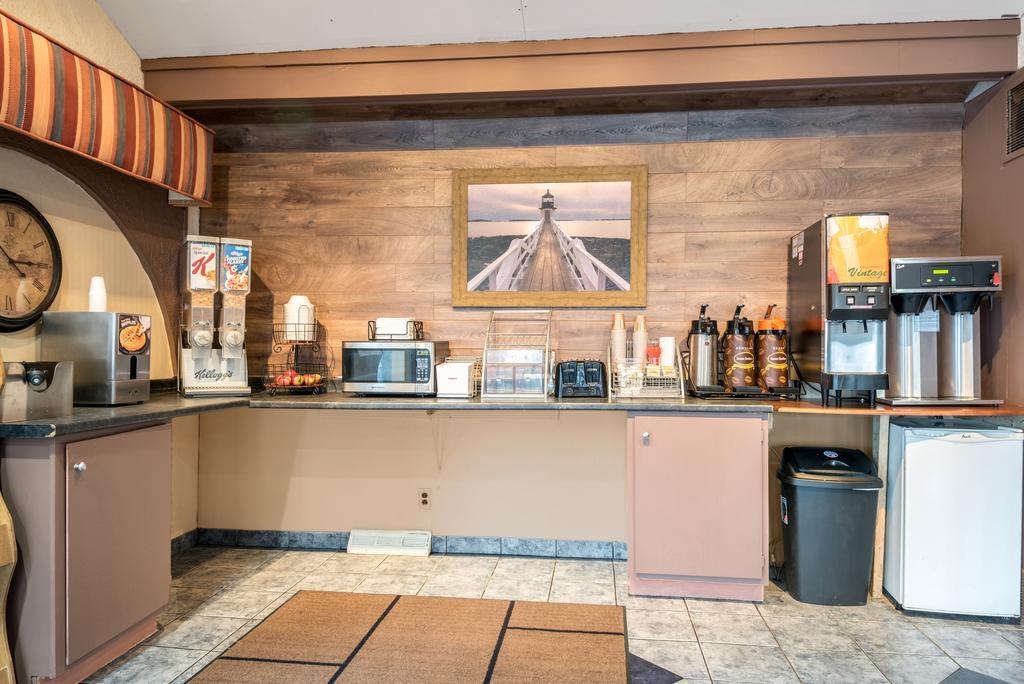 Red Carpet Inn & Suites Albany Airport Άλμπανι Εξωτερικό φωτογραφία