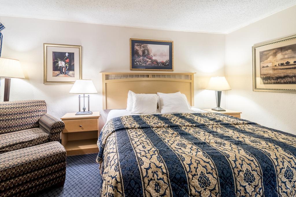Red Carpet Inn & Suites Albany Airport Άλμπανι Εξωτερικό φωτογραφία